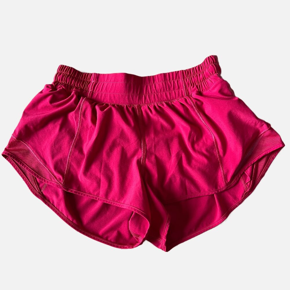 Red Lululemon Hotty Hot Low-Rise Lined Short 2.5"